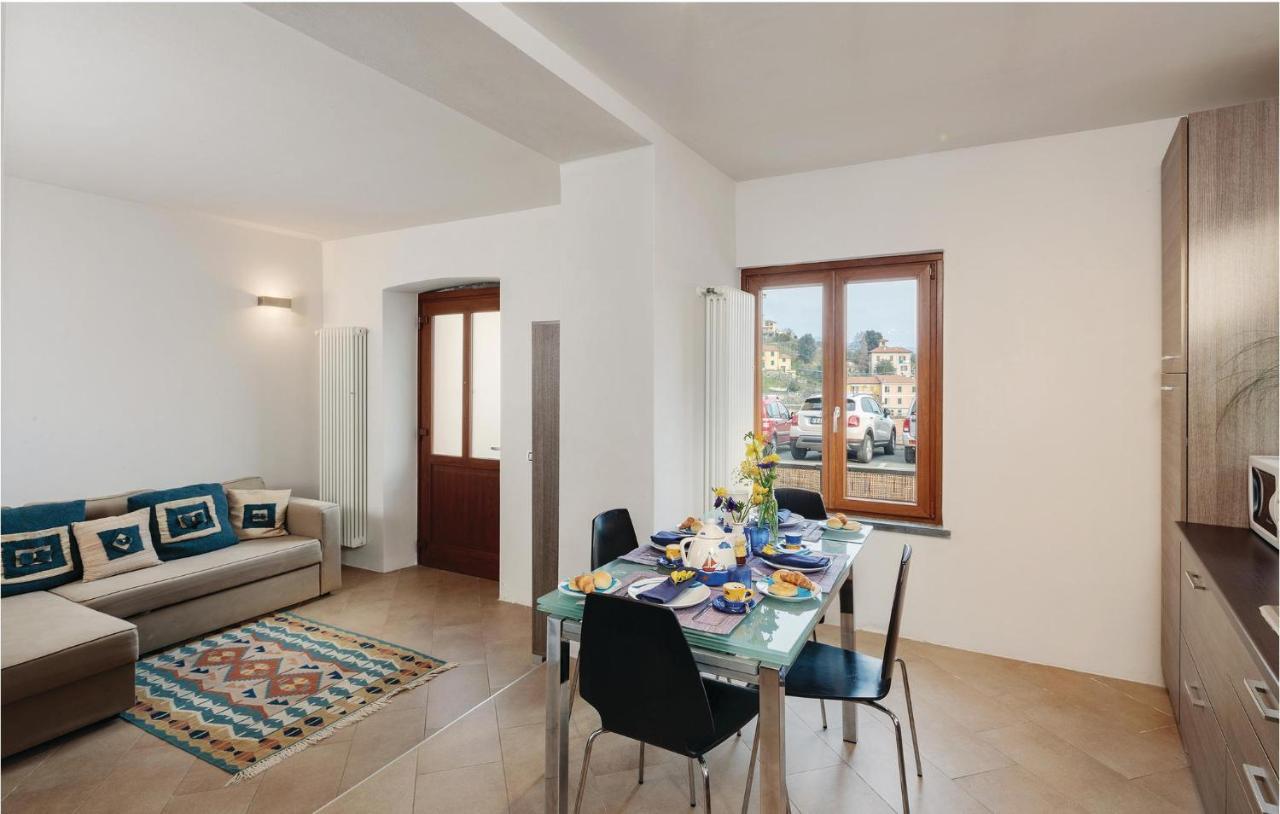 Beautiful Apartment In Pitelli -Sp- With Kitchen ラ・スペツィア エクステリア 写真