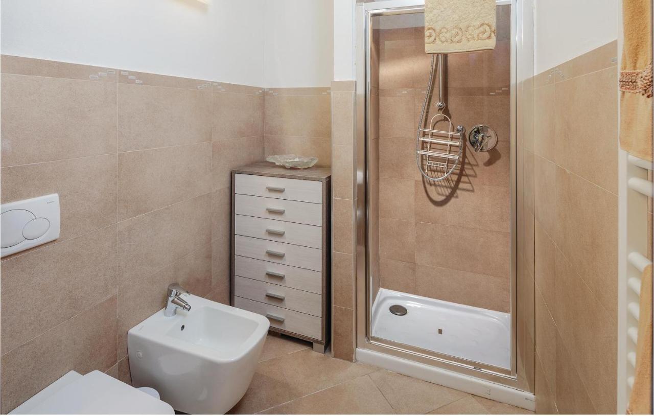 Beautiful Apartment In Pitelli -Sp- With Kitchen ラ・スペツィア エクステリア 写真